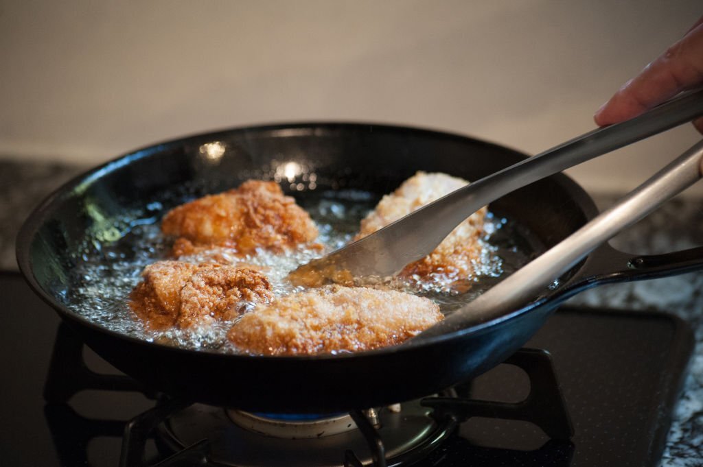 Can You Fry Chicken In Olive Oil? Healthier Frying Option